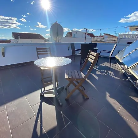 Apartment In Mit Schoener Terrasse Vodice